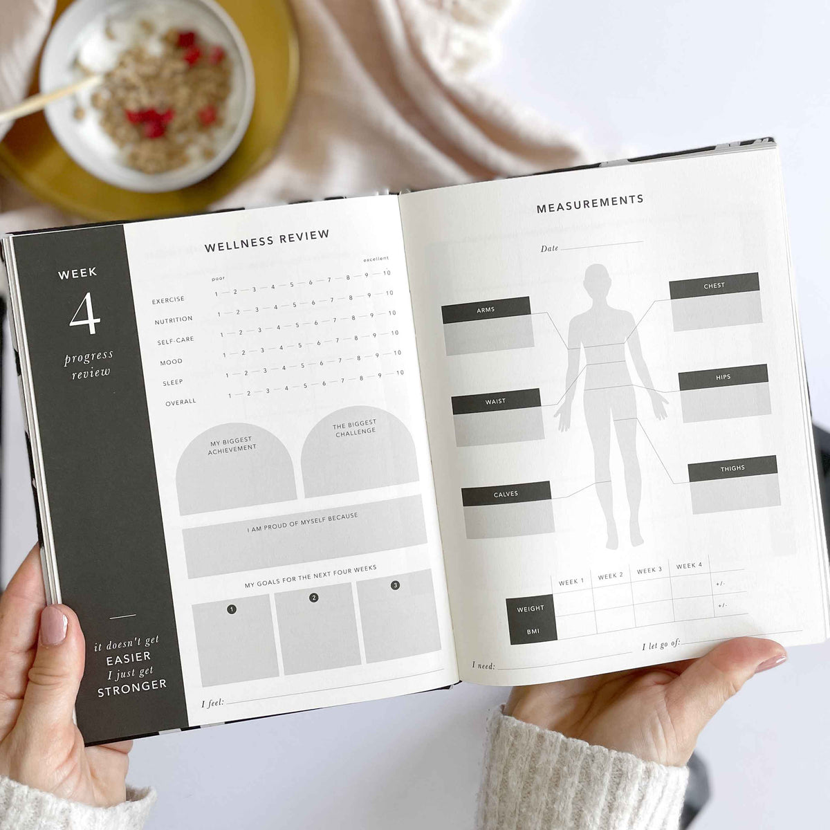 Blush And Gold My Daily Fitness Planner - Workout and Meal Planner (Curve).