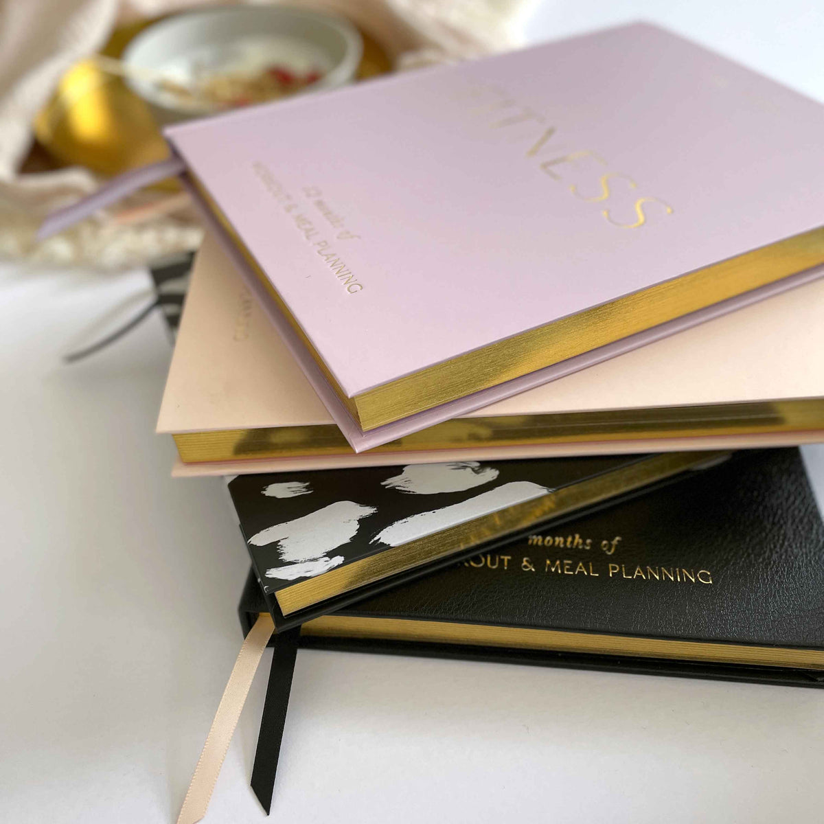 Blush And Gold My Daily Fitness planner - Workout and Meal Planner (Violet).