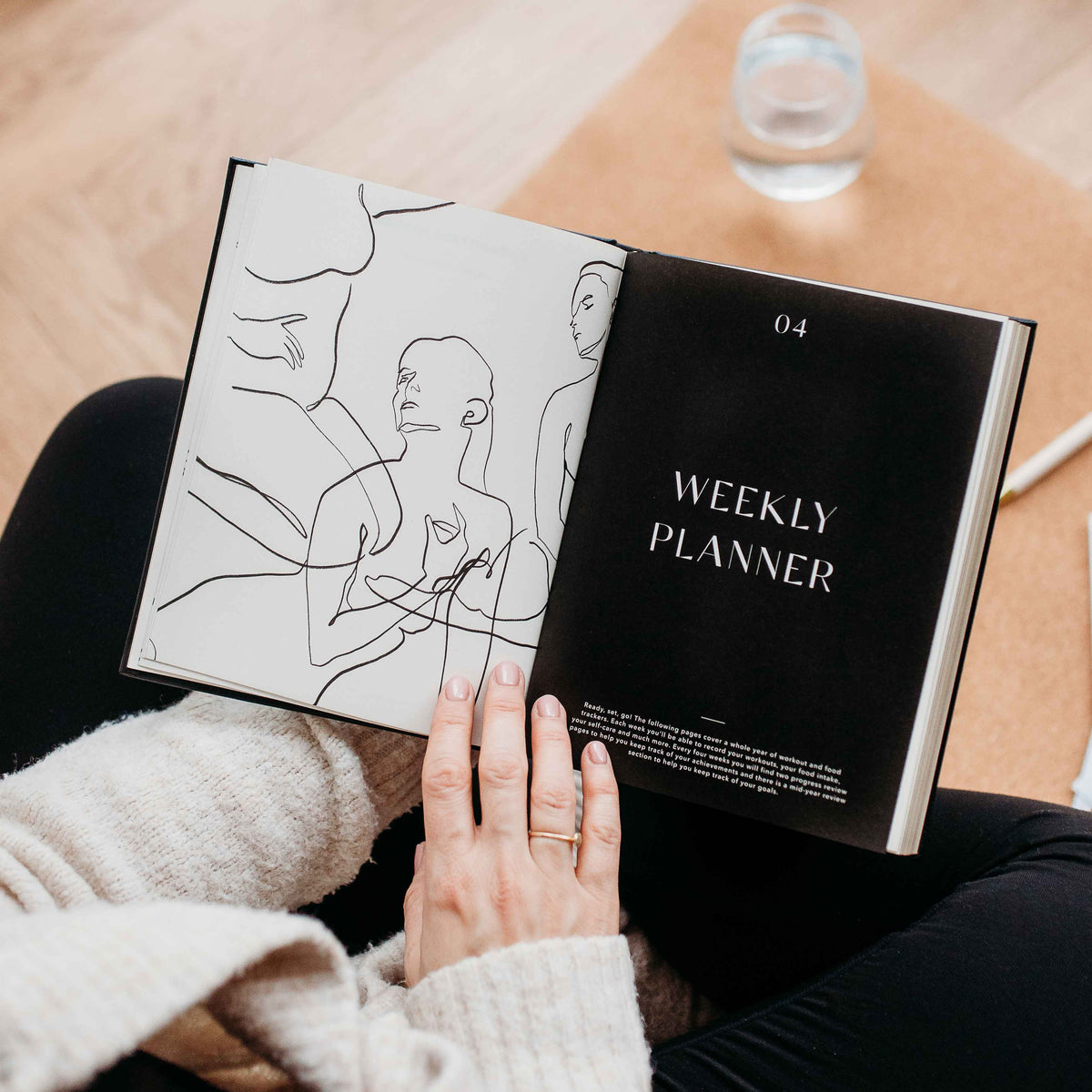 Blush And Gold My Daily Fitness Planner - Workout and Meal Planner (Forest).