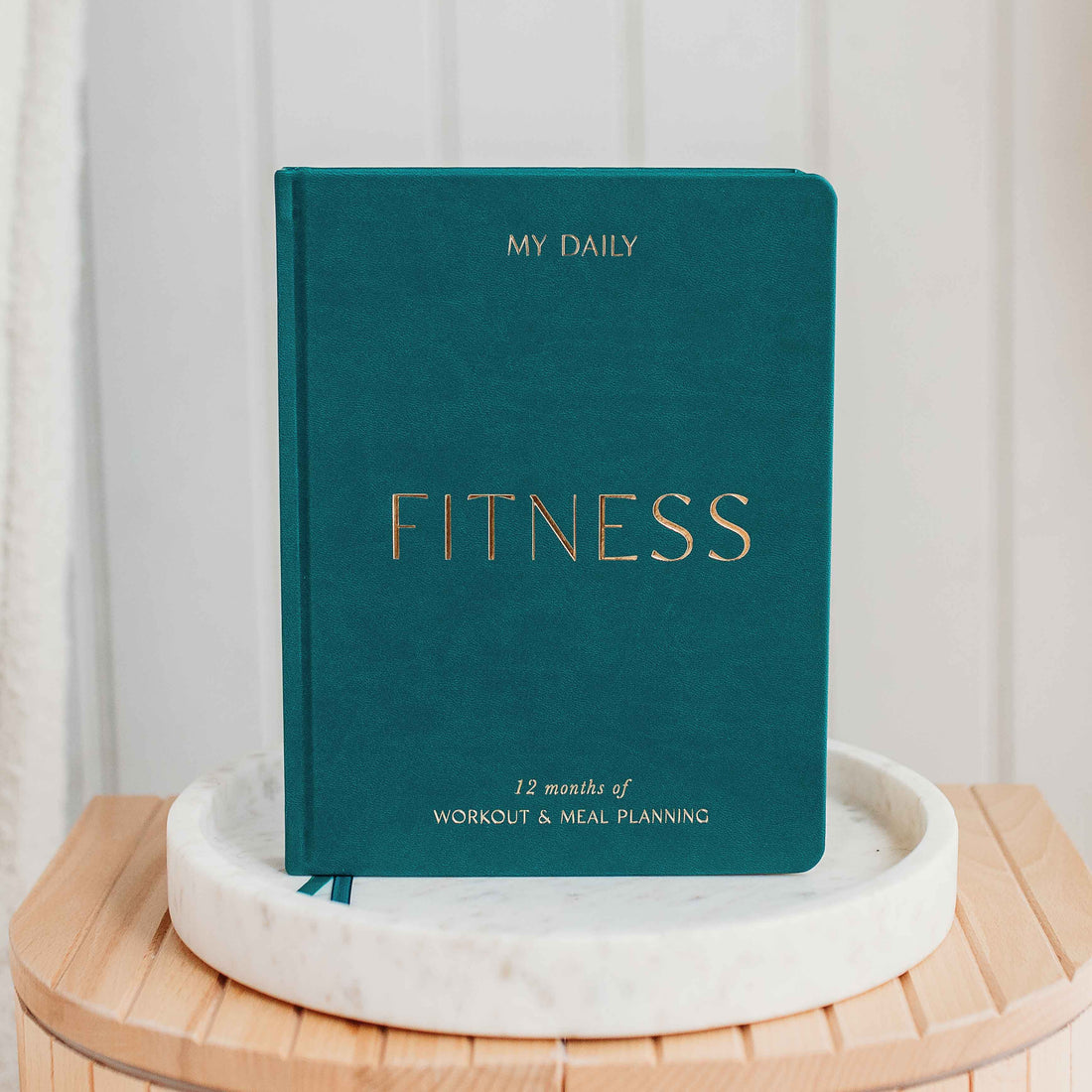Blush And Gold My Daily Fitness Planner - Workout and Meal Planner (Forest).