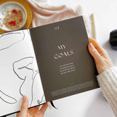 Blush And Gold My Daily Fitness planner - Workout and Meal Planner (Noir).