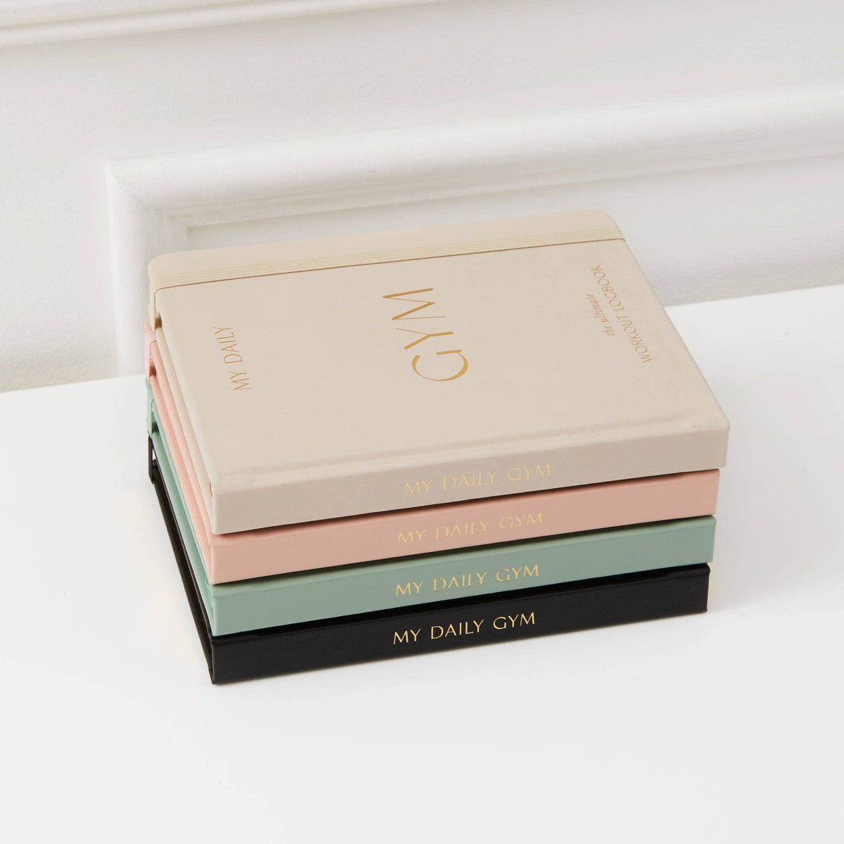 Blush And Gold My Daily Gym Planner - 150 Workouts (Sand).