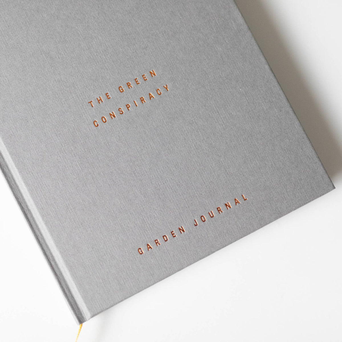 The Green Conspiracy Garden Journal - Garden Planner - A5 - 100% kompostoitava!.