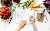 The Green Conspiracy Garden Journal - Garden Planner - A5 - 100% kompostoitava!.