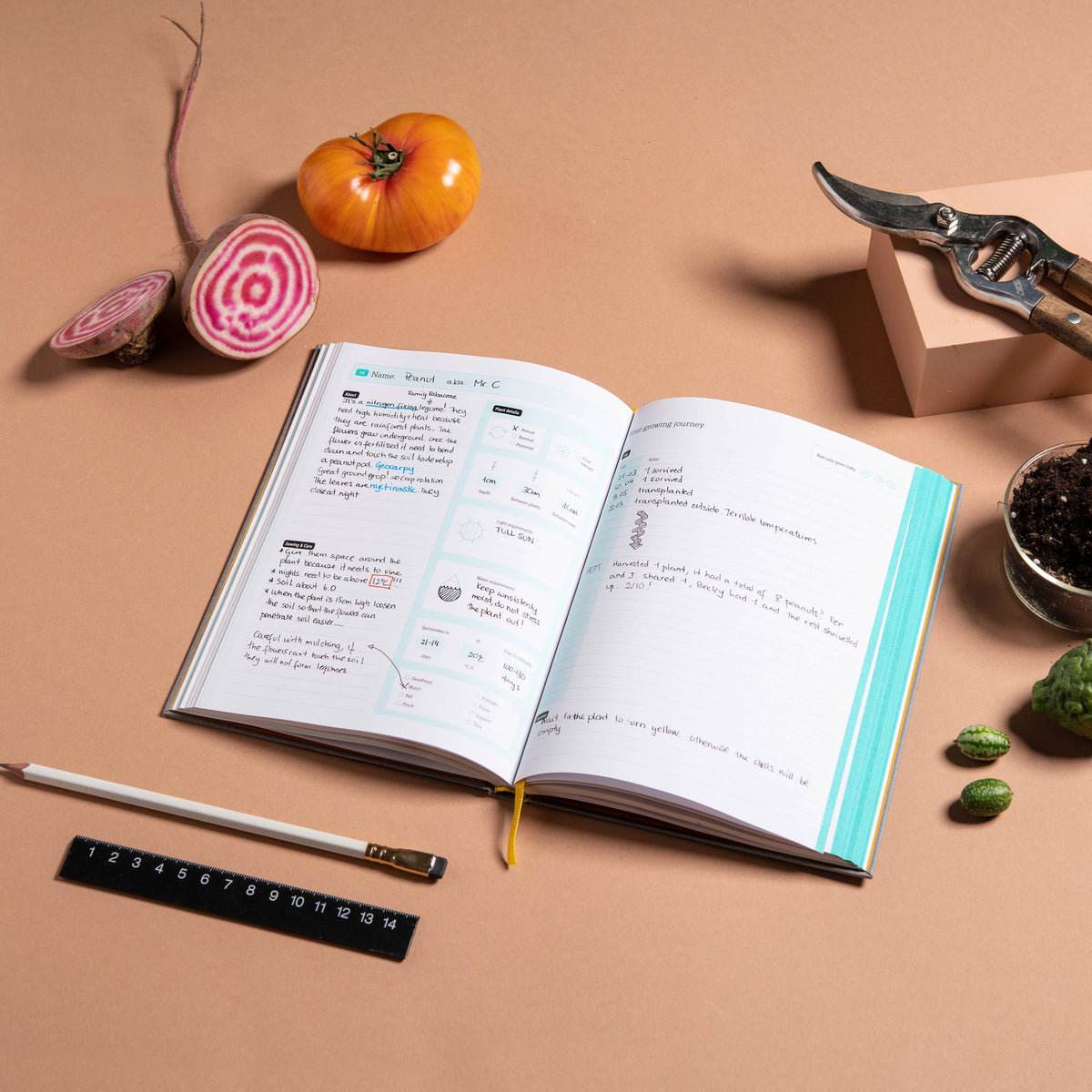 The Green Conspiracy Garden Journal - Garden Planner - A5 - 100% kompostoitava!.